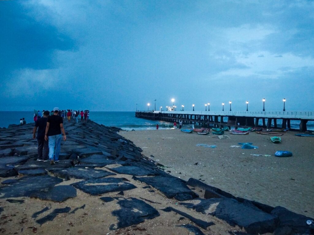Image: Rock beach in Pondicherry Image: Rock beach in Pondicherry
