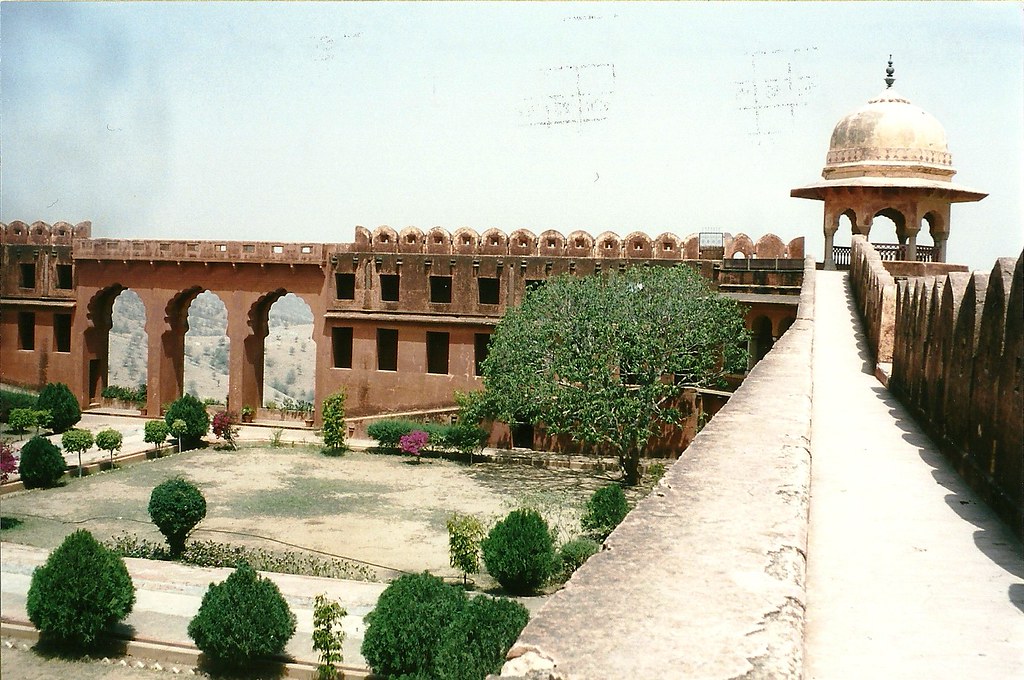 Image Jaigarh Fort